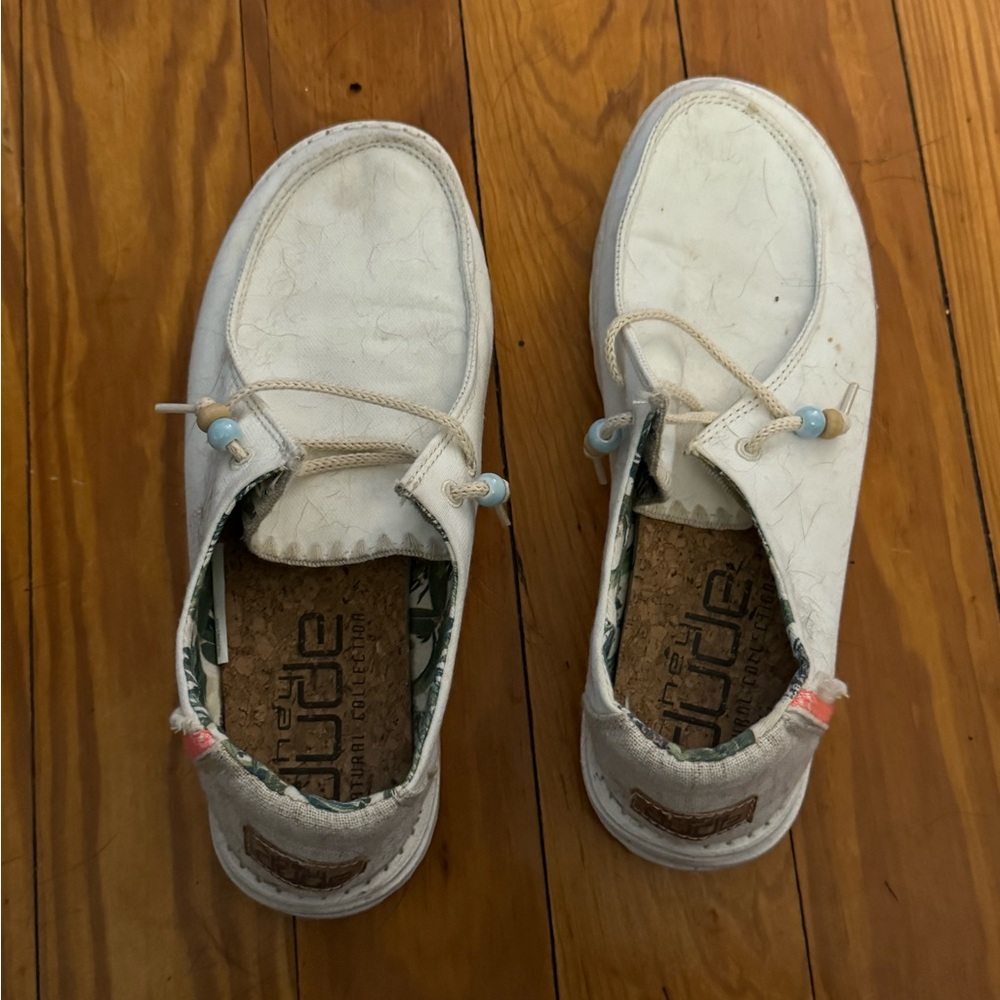 Hey Dude White Moccasin Shoes Slip-On Casual